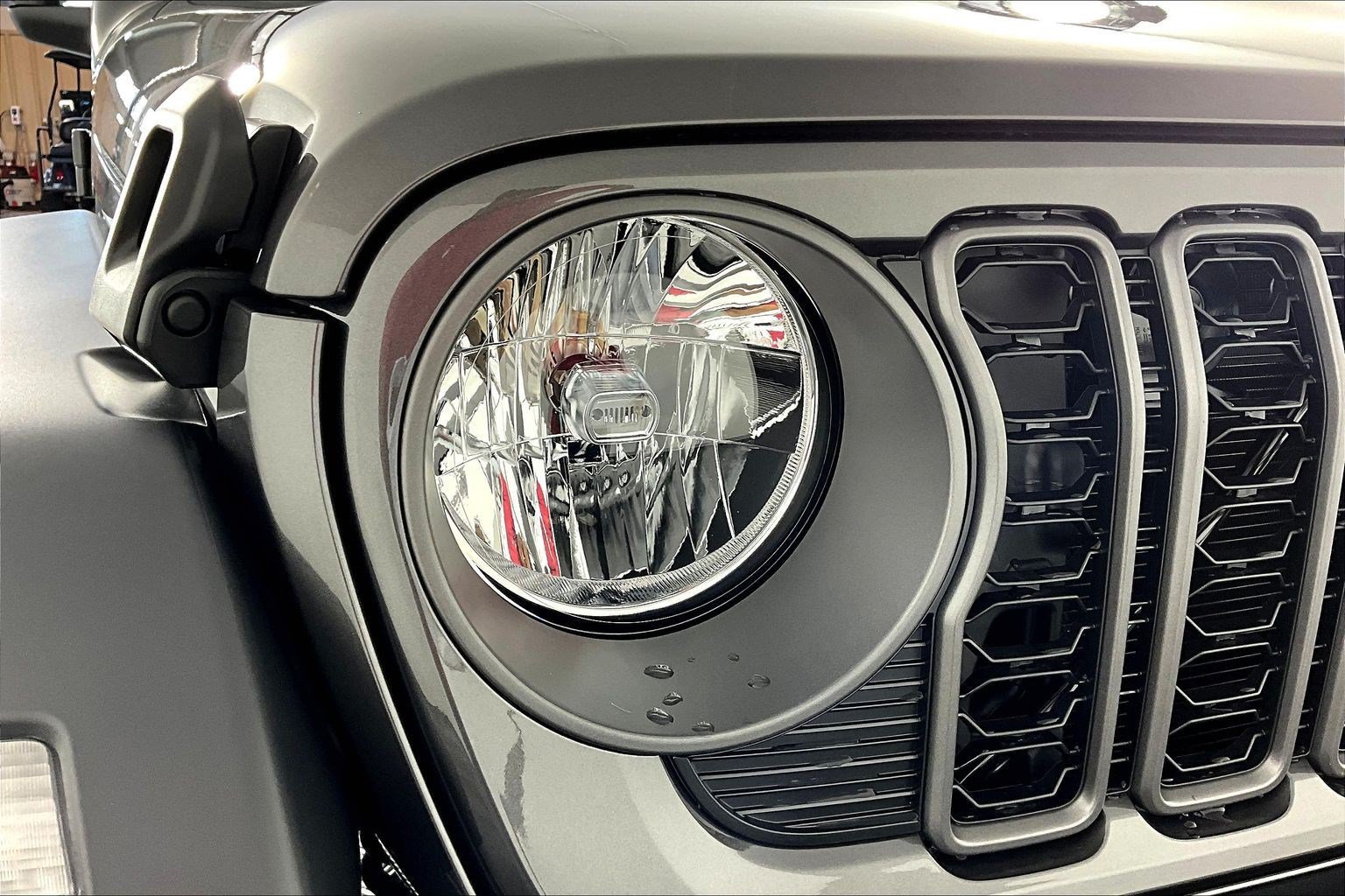 New 2026 Jeep Wrangler Unlimited Sport AWD/4WD image 8