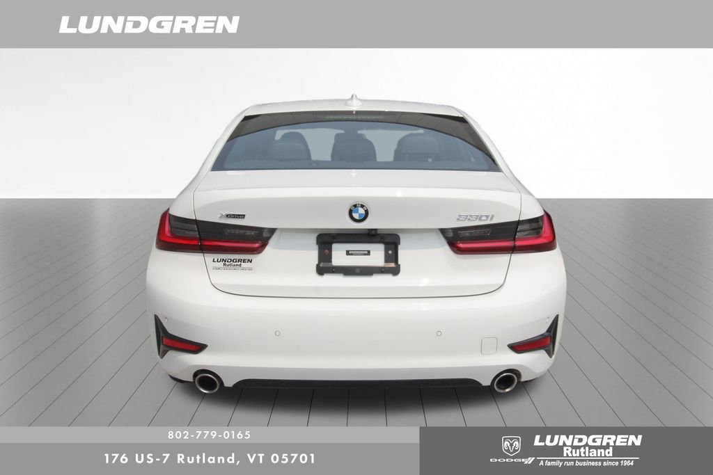 Used 2022 BMW 330i xDrive Sedan w/ Premium Package image 34