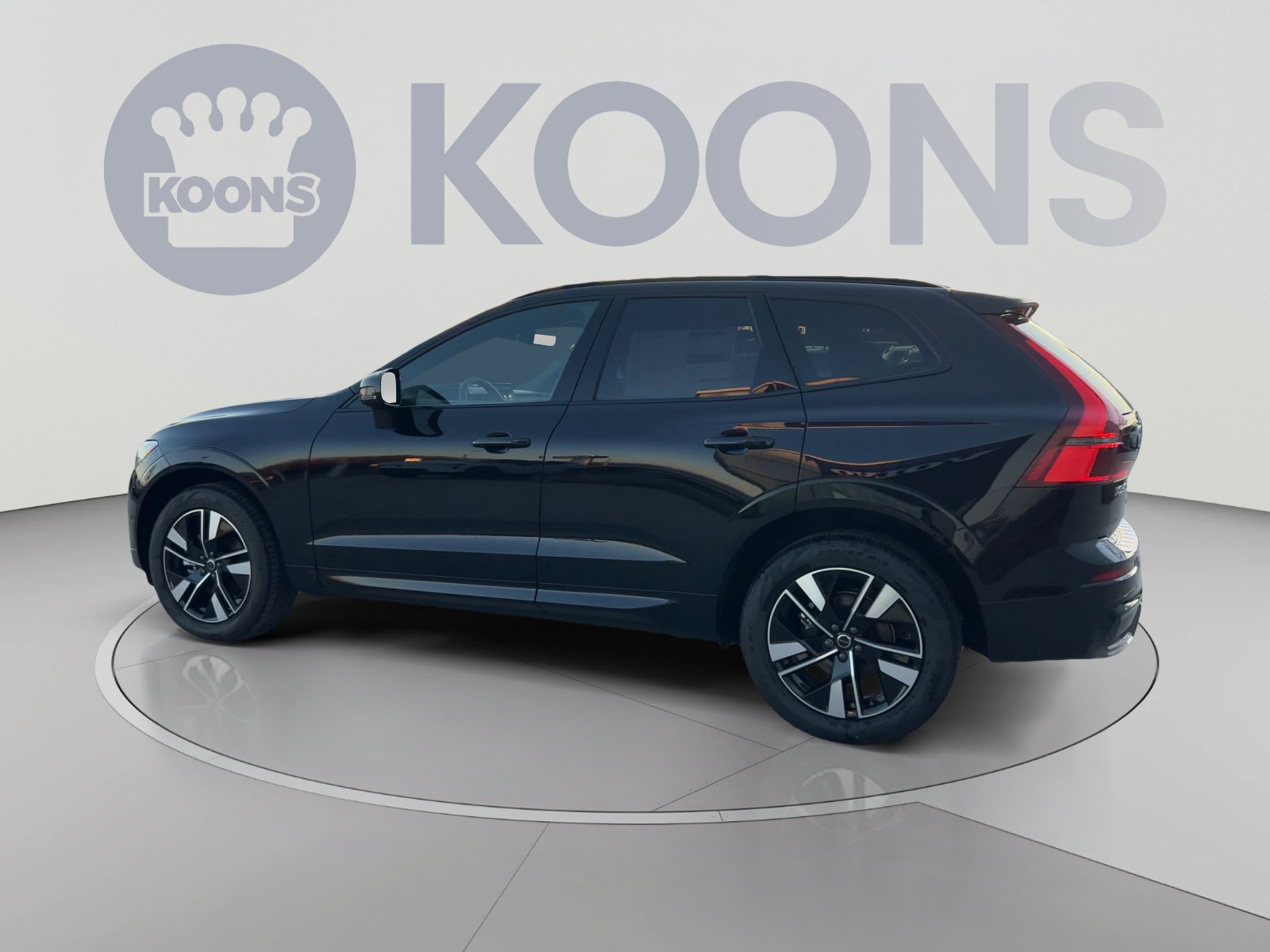 New 2026 Volvo XC60 B5 Plus w/ Protection Package Premier AWD/4WD image 8