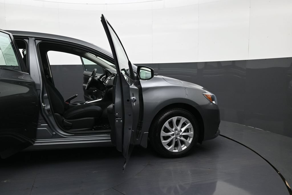 Used 2019 Nissan Sentra SV FWD image 9