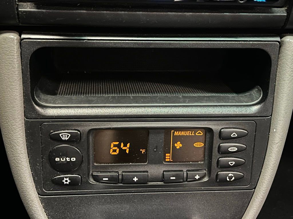 Used 2002 Porsche Boxster image 8