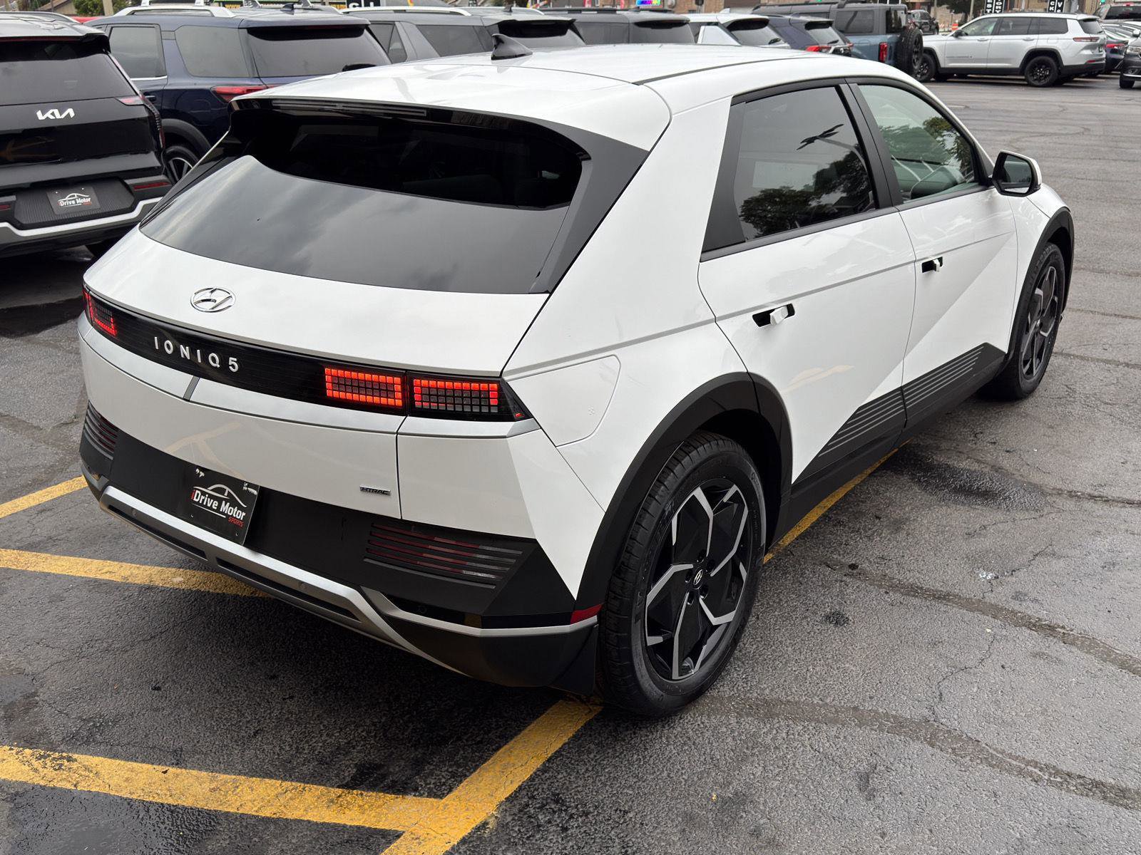 Used 2023 Hyundai Ioniq 5 SEL image 11