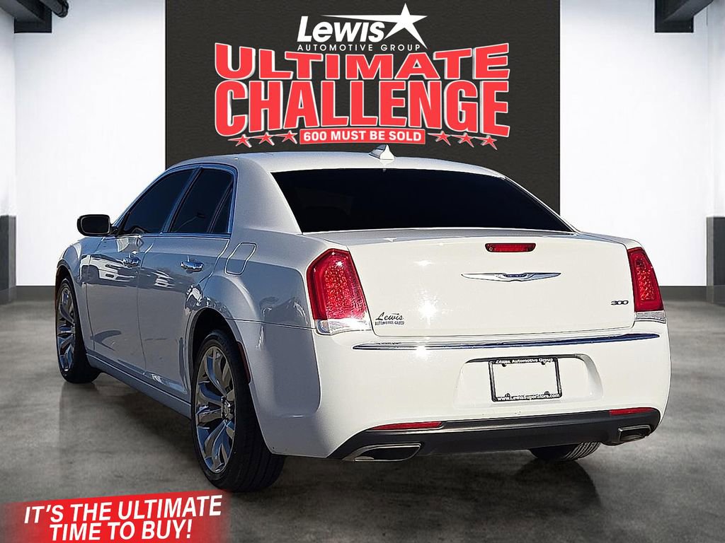 Used 2019 Chrysler 300 Limited image 3