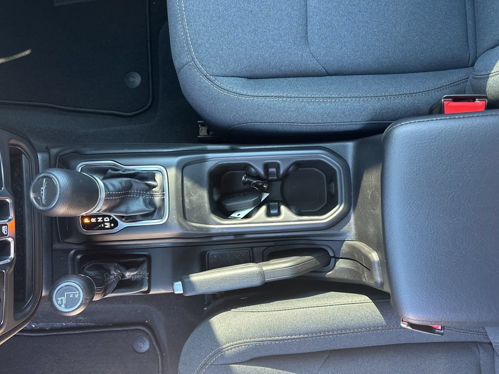 New 2026 Jeep Gladiator Sport AWD/4WD image 32