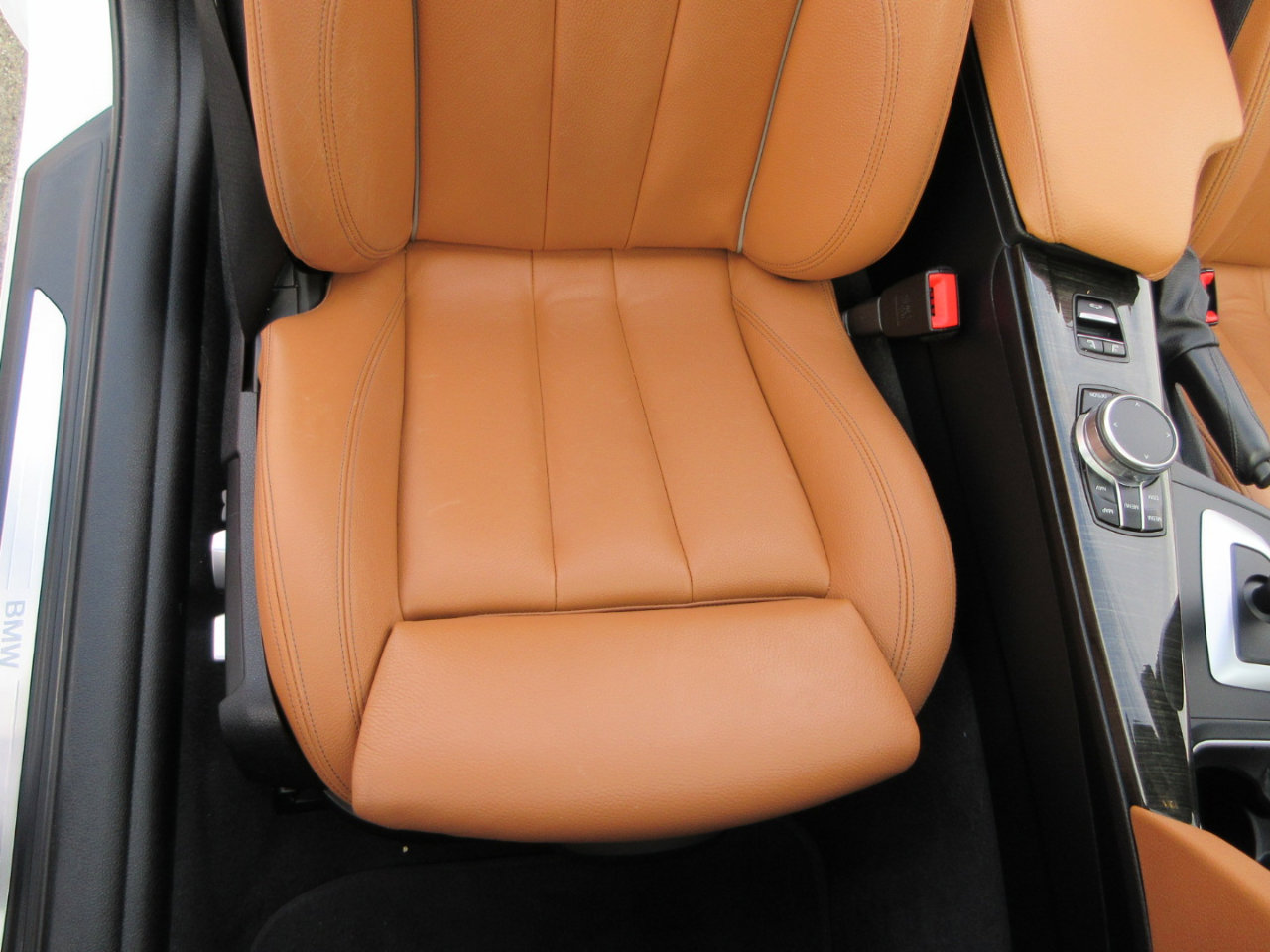 Used 2019 BMW 440i Convertible w/ Convenience Package image 25