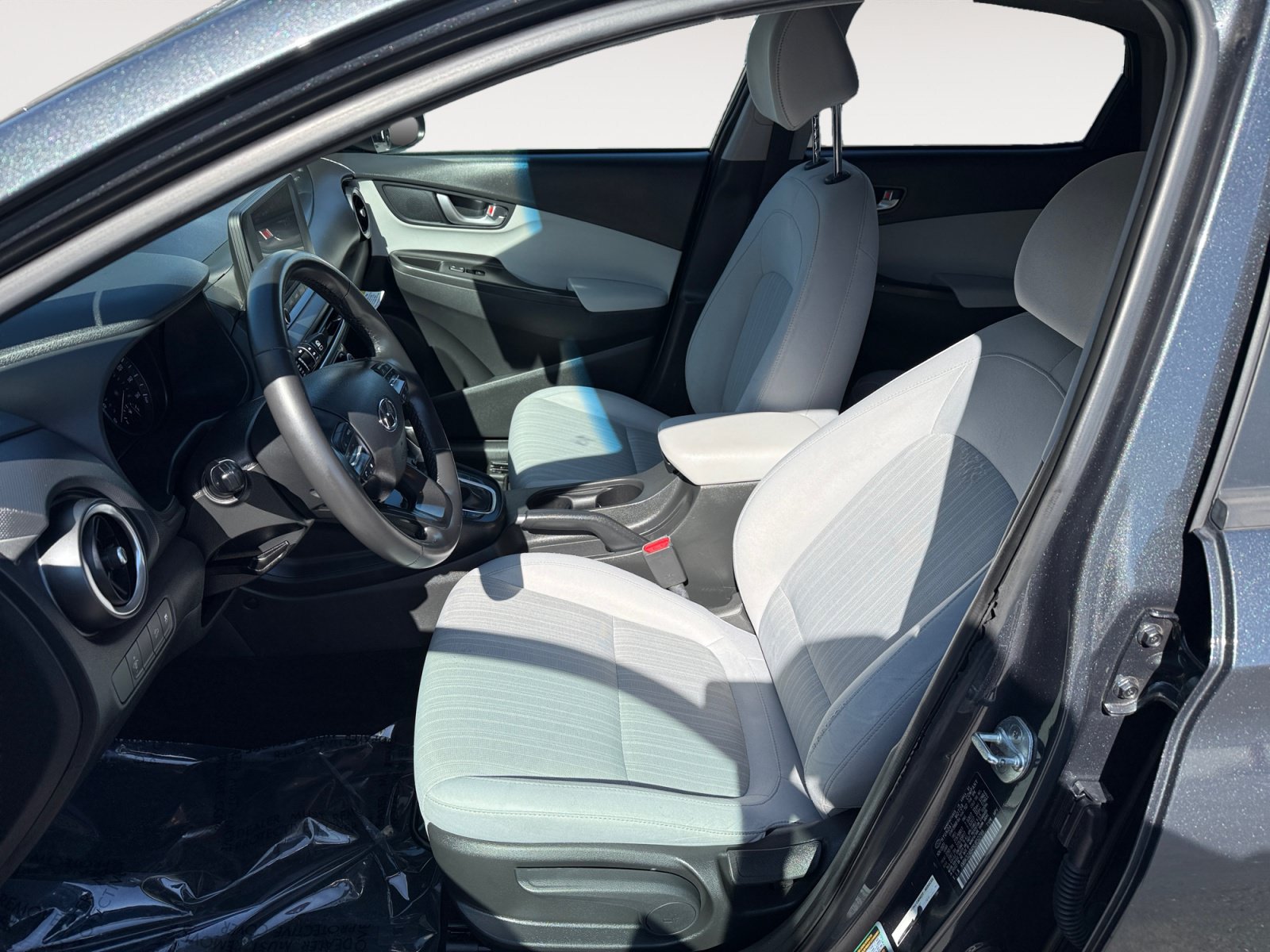 Used 2022 Hyundai Kona SEL w/ Convenience Package FWD image 10