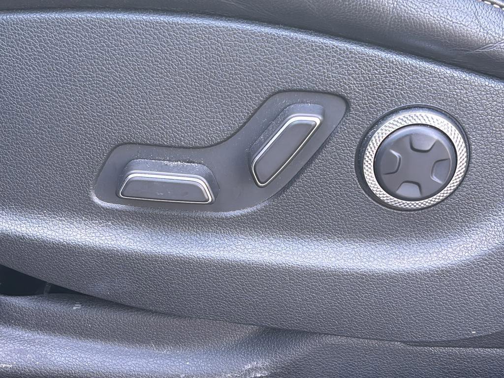 Used 2022 Genesis GV80 2.5T w/ Advanced Package 03 image 20