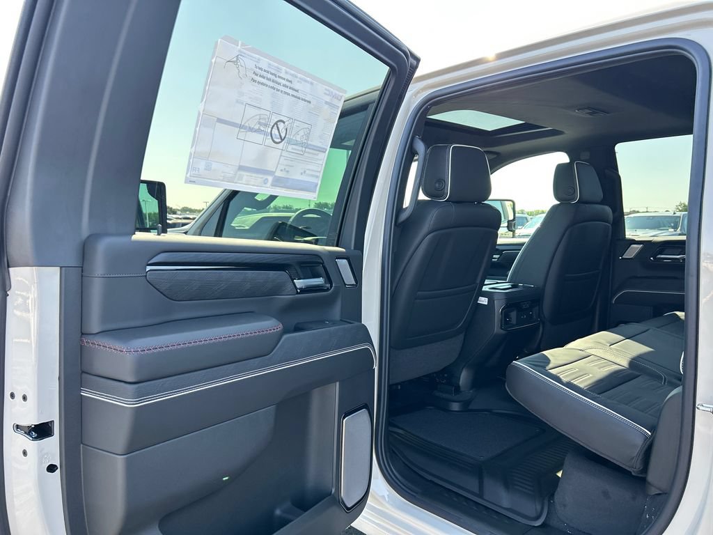 New 2026 GMC Sierra 2500 AT4X AWD/4WD image 35