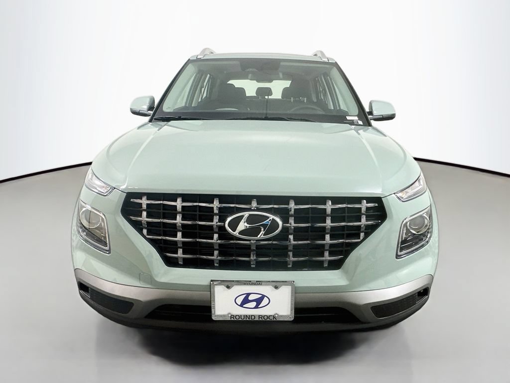 New 2026 Hyundai Venue SEL FWD image 2