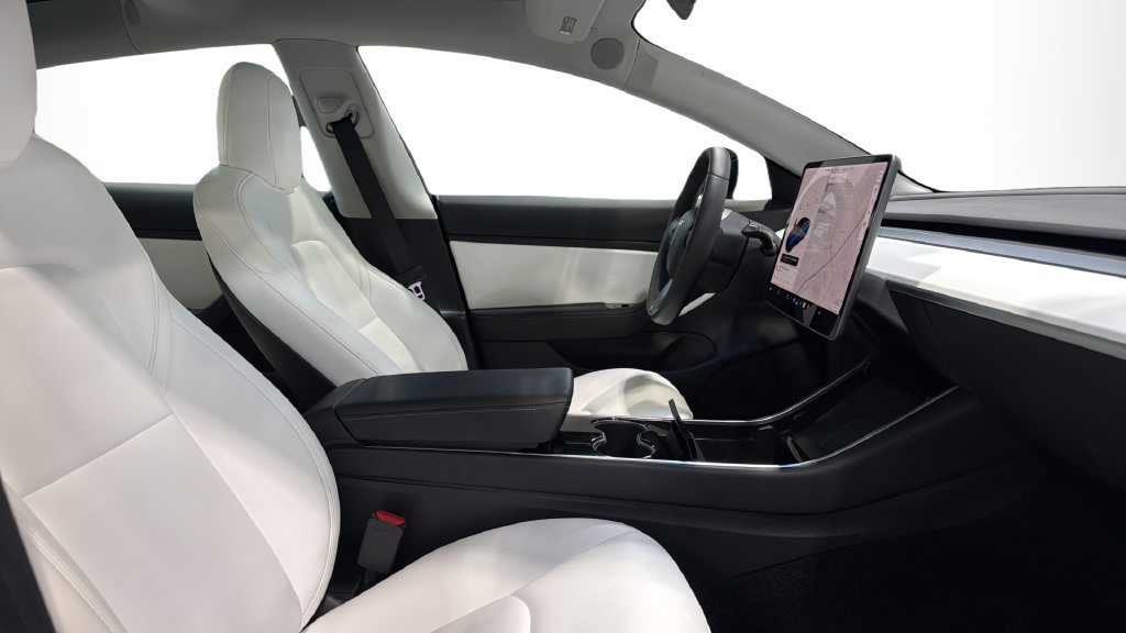 Used 2020 Tesla Model 3 Standard Range Plus RWD image 11