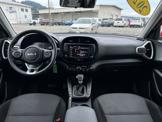 Used 2023 Kia Soul LX w/ Option Group 015 image 14