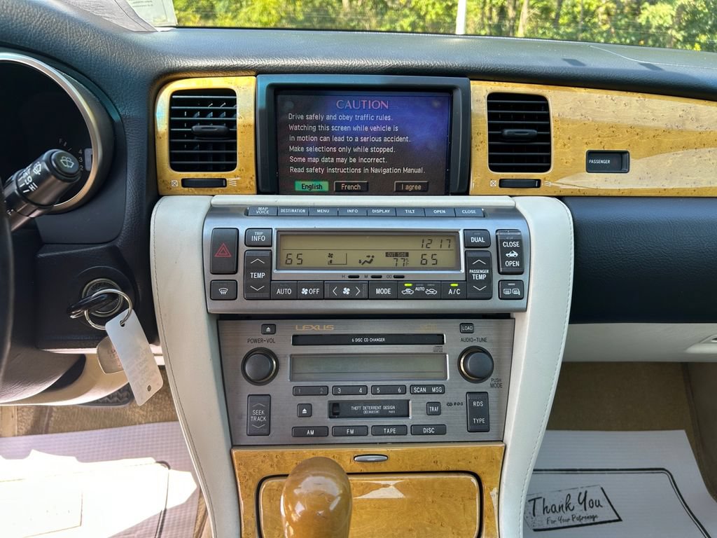 Used 2002 Lexus SC 430 Convertible RWD image 17