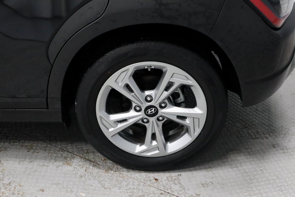 Certified 2023 Hyundai Kona SEL image 18