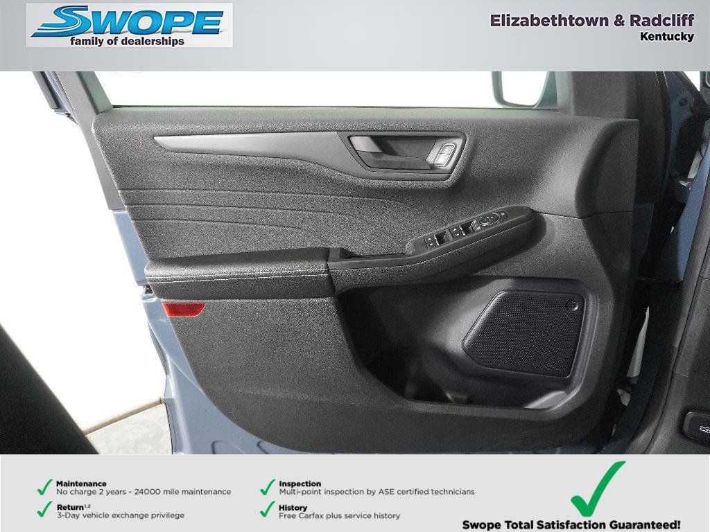 Used 2024 Ford Escape Active w/ Tech Pack #1 AWD/4WD image 14