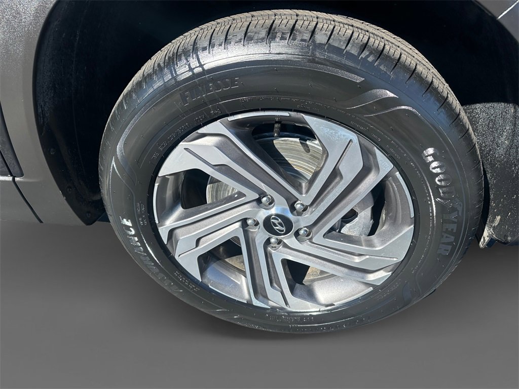 Used 2023 Hyundai Santa Fe SEL image 16