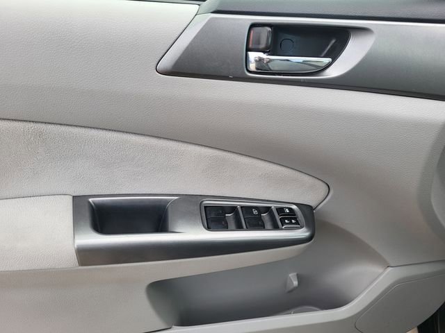 Used 2012 Subaru Forester 2.5X Limited image 12