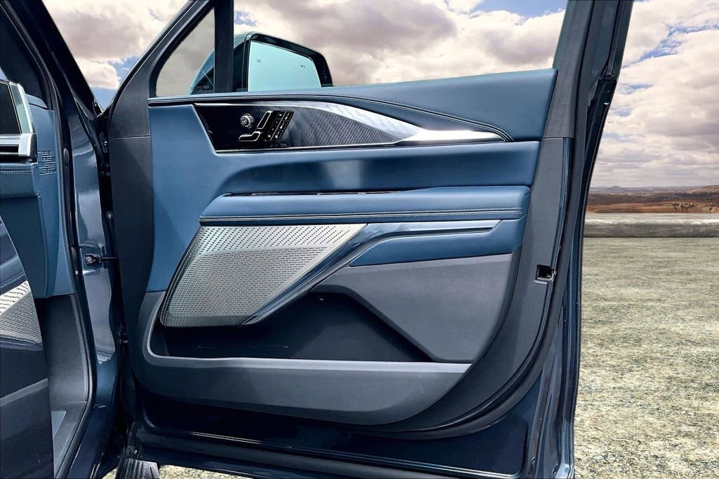 Certified 2026 Cadillac Escalade IQ Sport 2 w/ LPO, Floor Liner Package AWD/4WD image 29