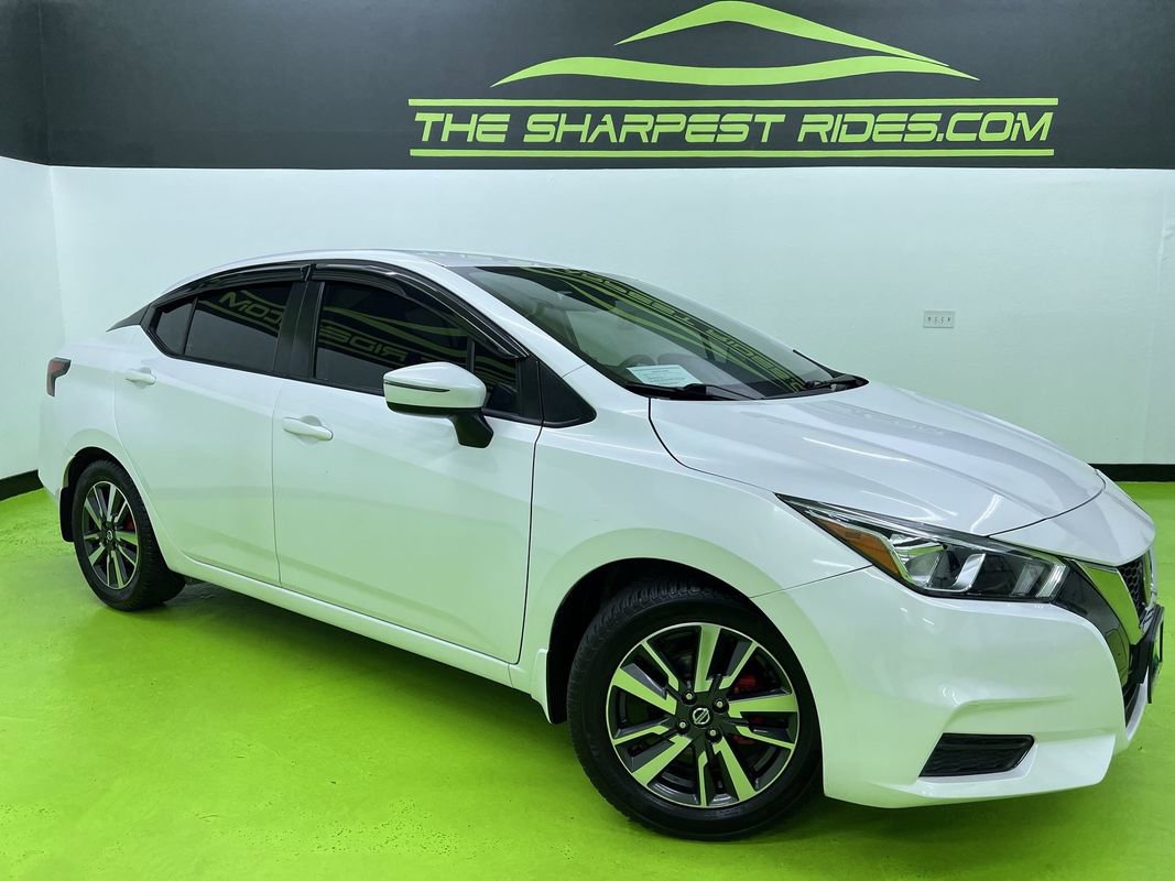 Used 2020 Nissan Versa SV FWD image 1