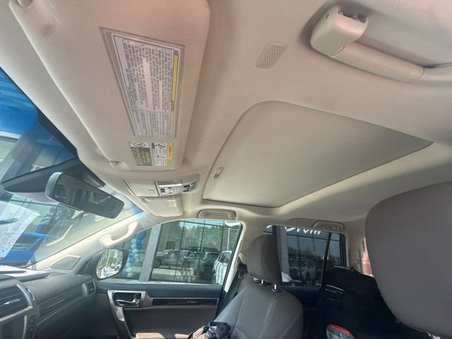 Used 2020 Lexus GX 460 AWD/4WD image 11