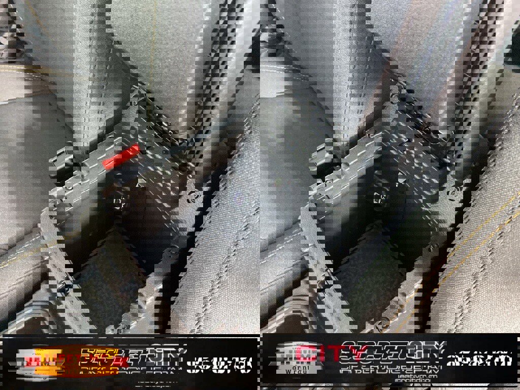 New 2025 Jeep Gladiator Sport image 25