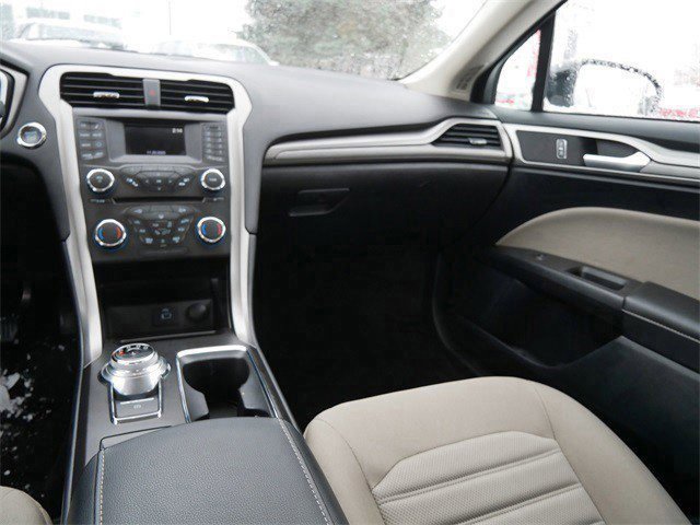 Used 2017 Ford Fusion S image 13