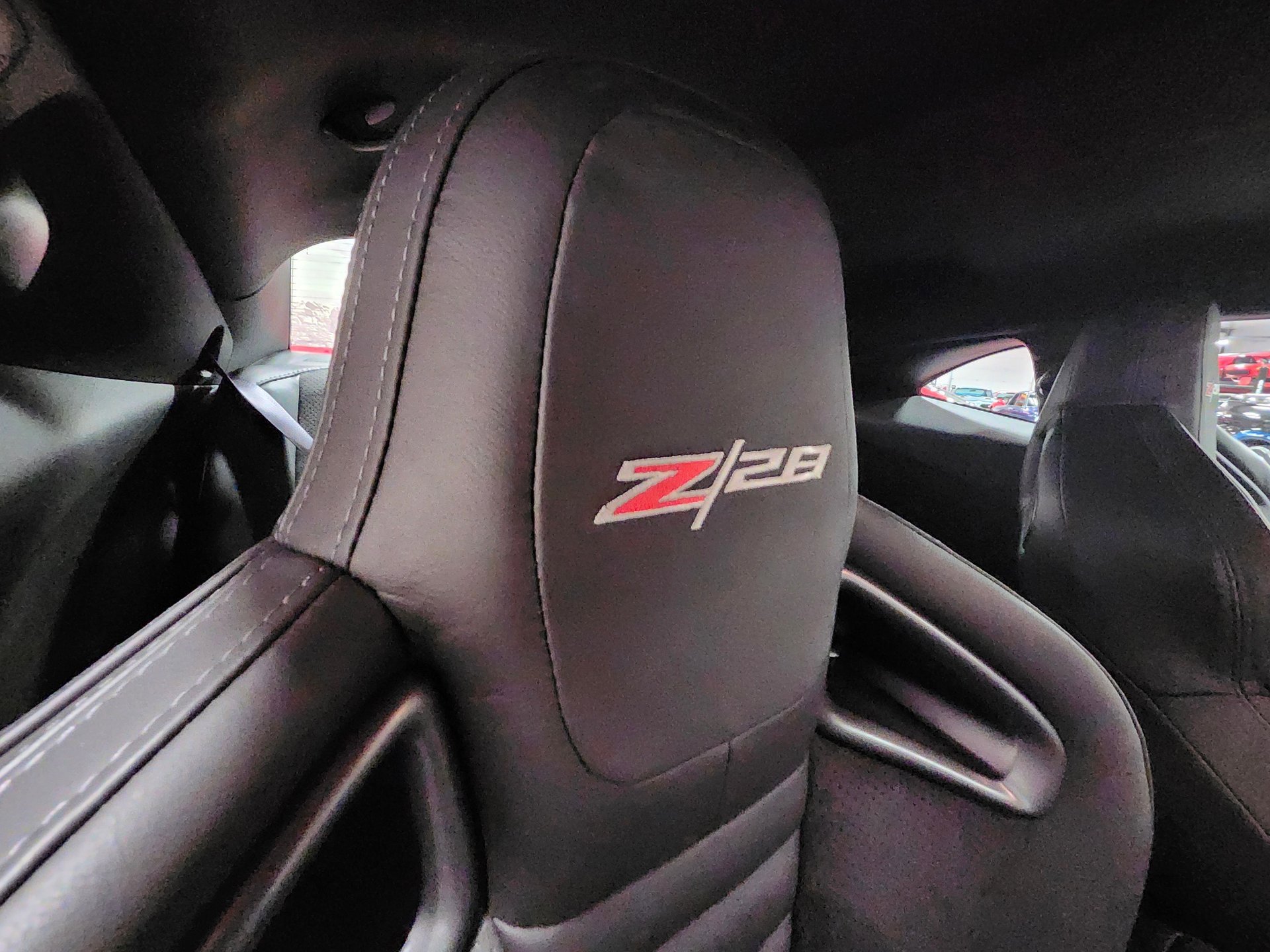 Used 2015 Chevrolet Camaro Z/28 RWD image 32