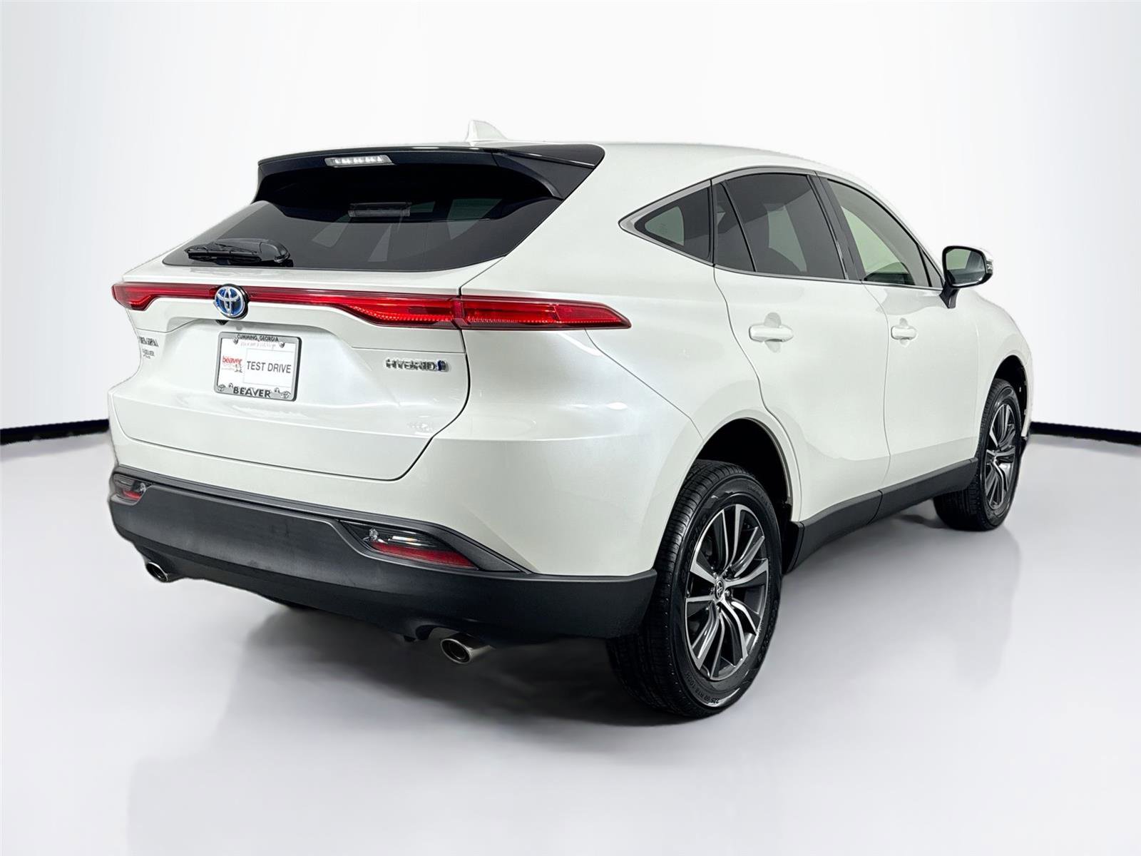 Certified 2022 Toyota Venza XLE image 10