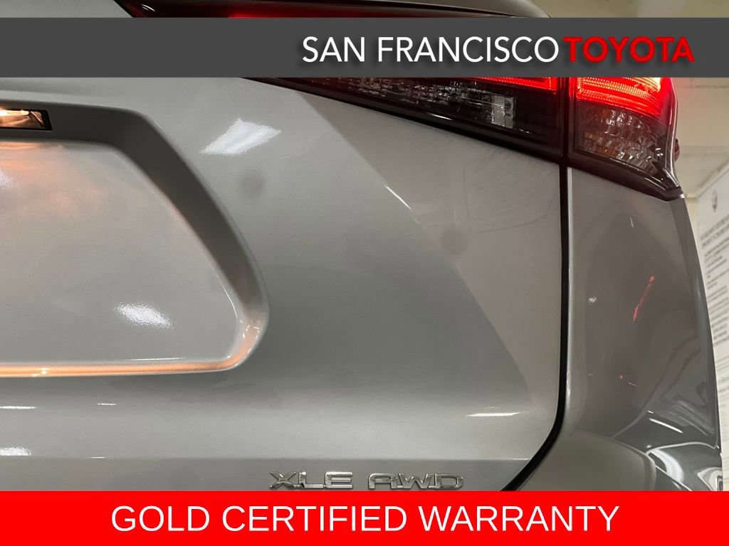 Certified 2025 Toyota Highlander XLE image 10