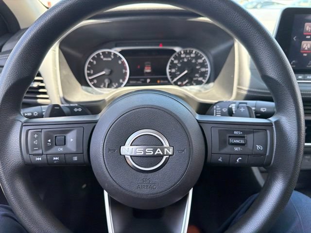 Used 2024 Nissan Rogue S AWD/4WD image 38