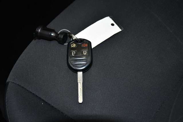 Used 2018 Ford Fiesta SE FWD image 25