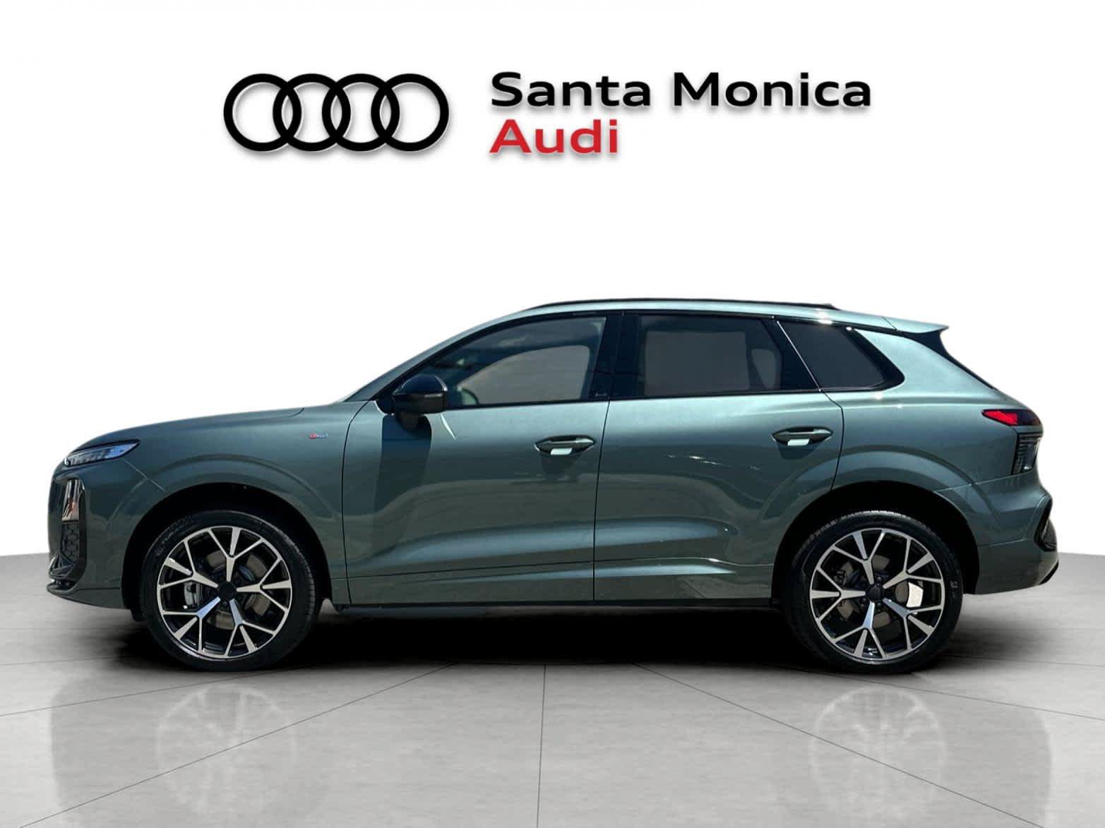 New 2026 Audi Q3 quattro 2.0T AWD/4WD image 3