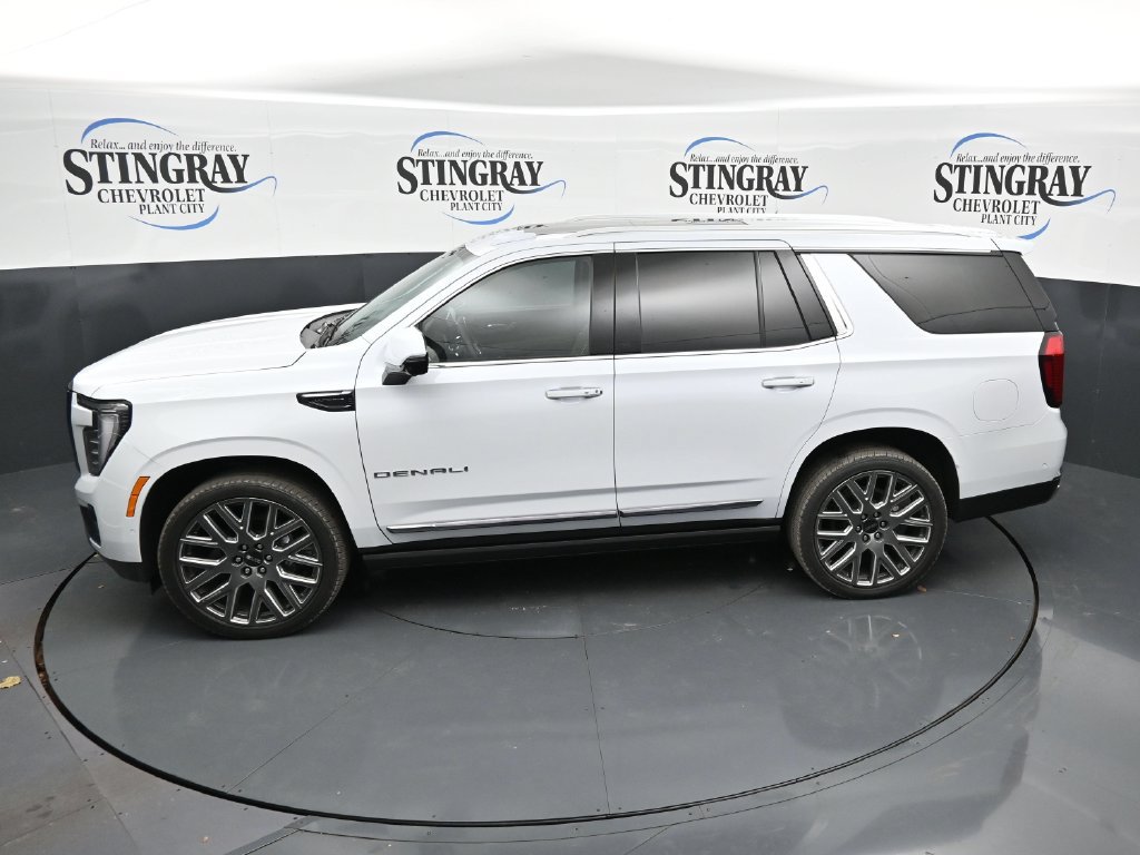 Certified 2026 GMC Yukon Denali Ultimate w/ LPO, Floor Liner Package AWD/4WD image 21