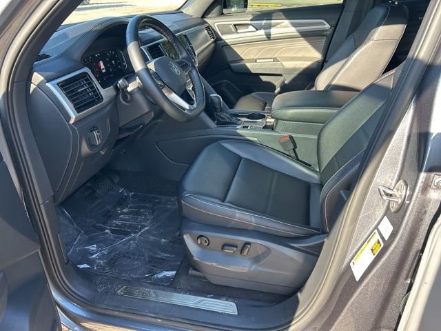 Used 2022 Volkswagen Atlas Cross Sport SE image 5
