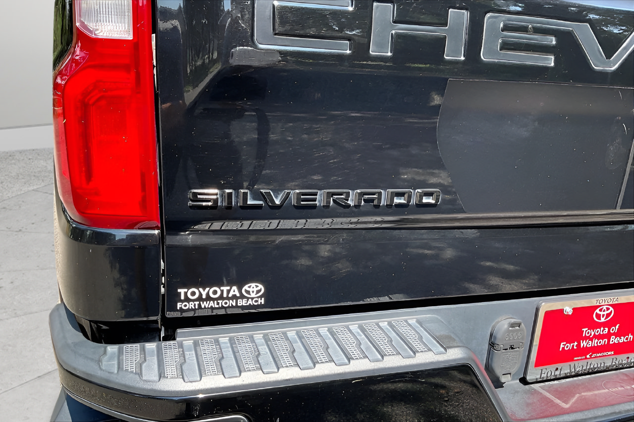 Used 2021 Chevrolet Silverado 1500 RST w/ Rally Edition RWD image 27