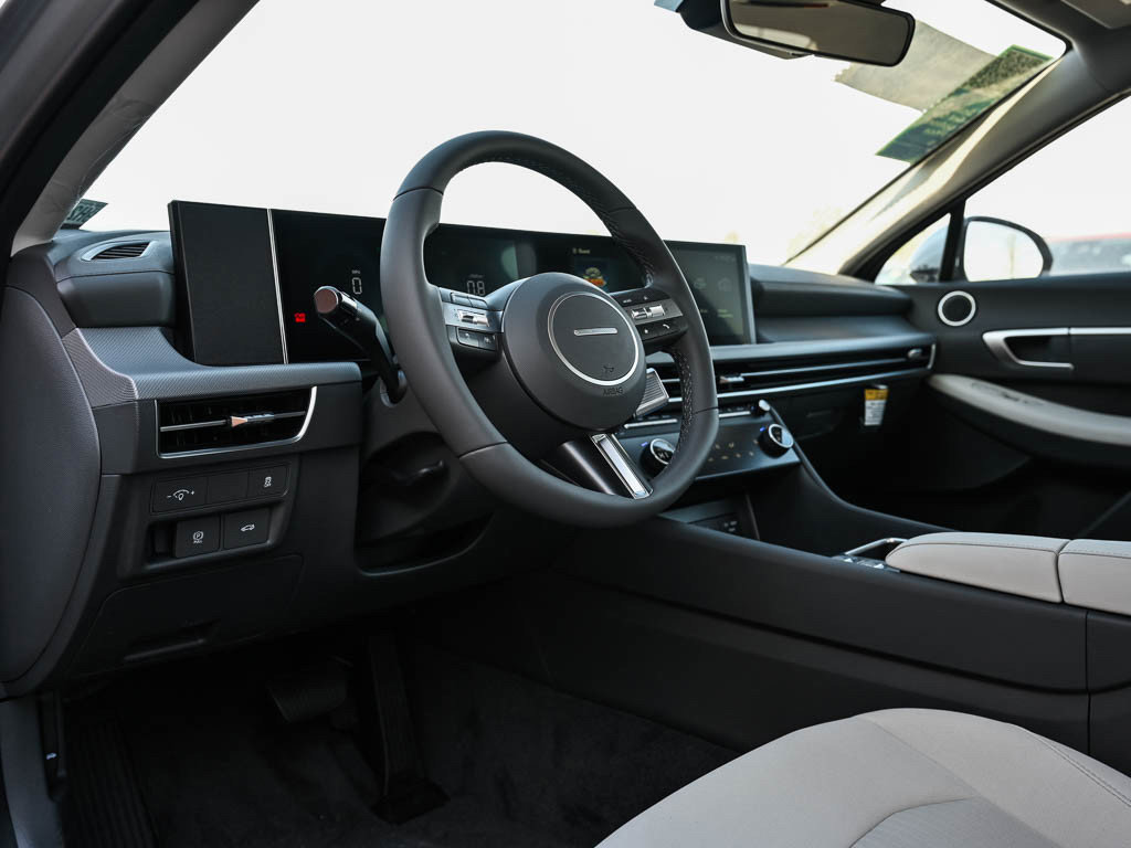 New 2026 Hyundai Sonata SEL image 17