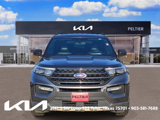 Used 2020 Ford Explorer XLT w/ Equipment Group 202A AWD/4WD image 2