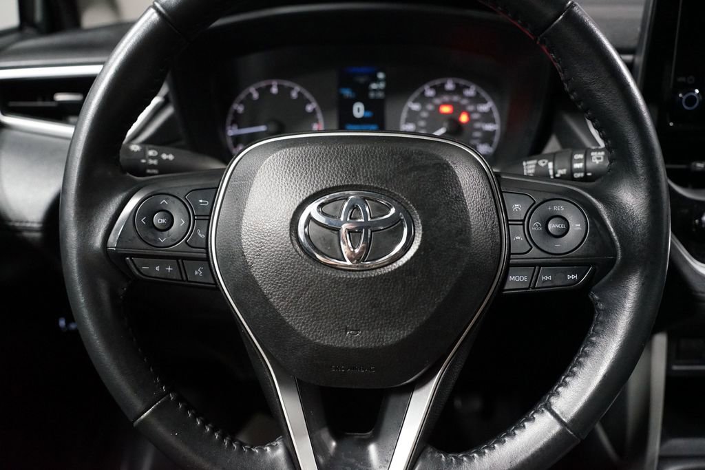 Certified 2024 Toyota Corolla Cross LE FWD image 12