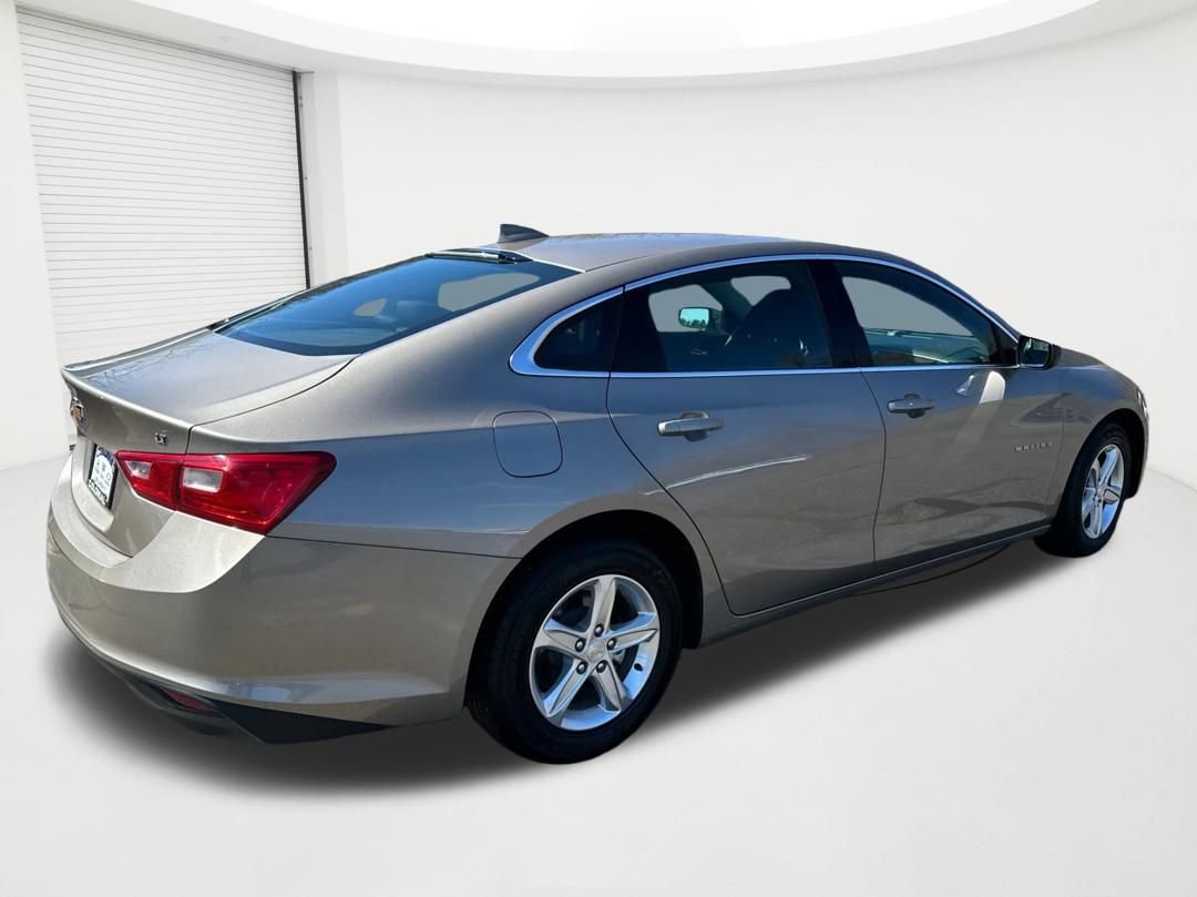 Used 2023 Chevrolet Malibu LT FWD image 5