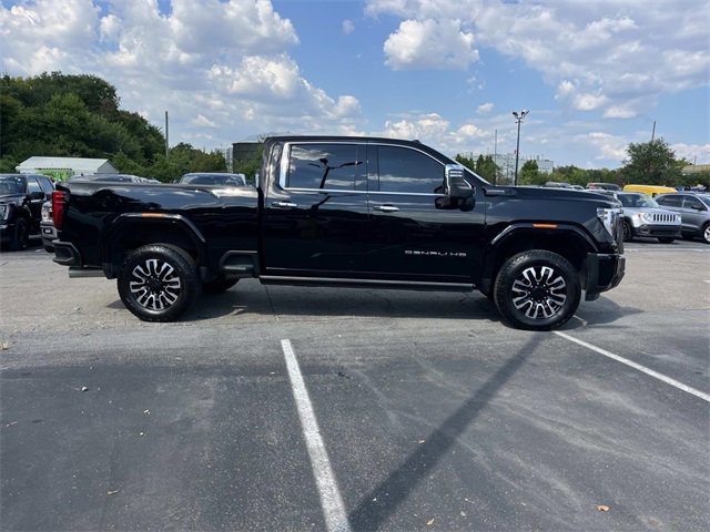 Used 2024 GMC Sierra 2500 Denali Ultimate image 2