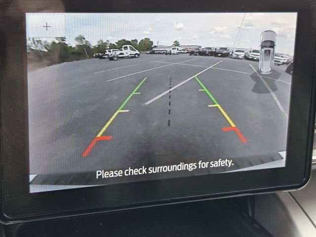 Certified 2022 Ford Explorer XLT w/ Equipment Group 202A AWD/4WD image 19