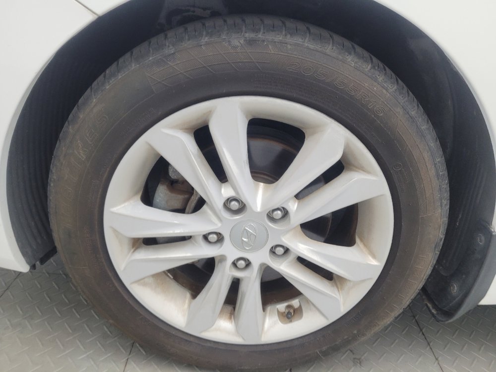 Used 2014 Hyundai Elantra GT FWD image 31
