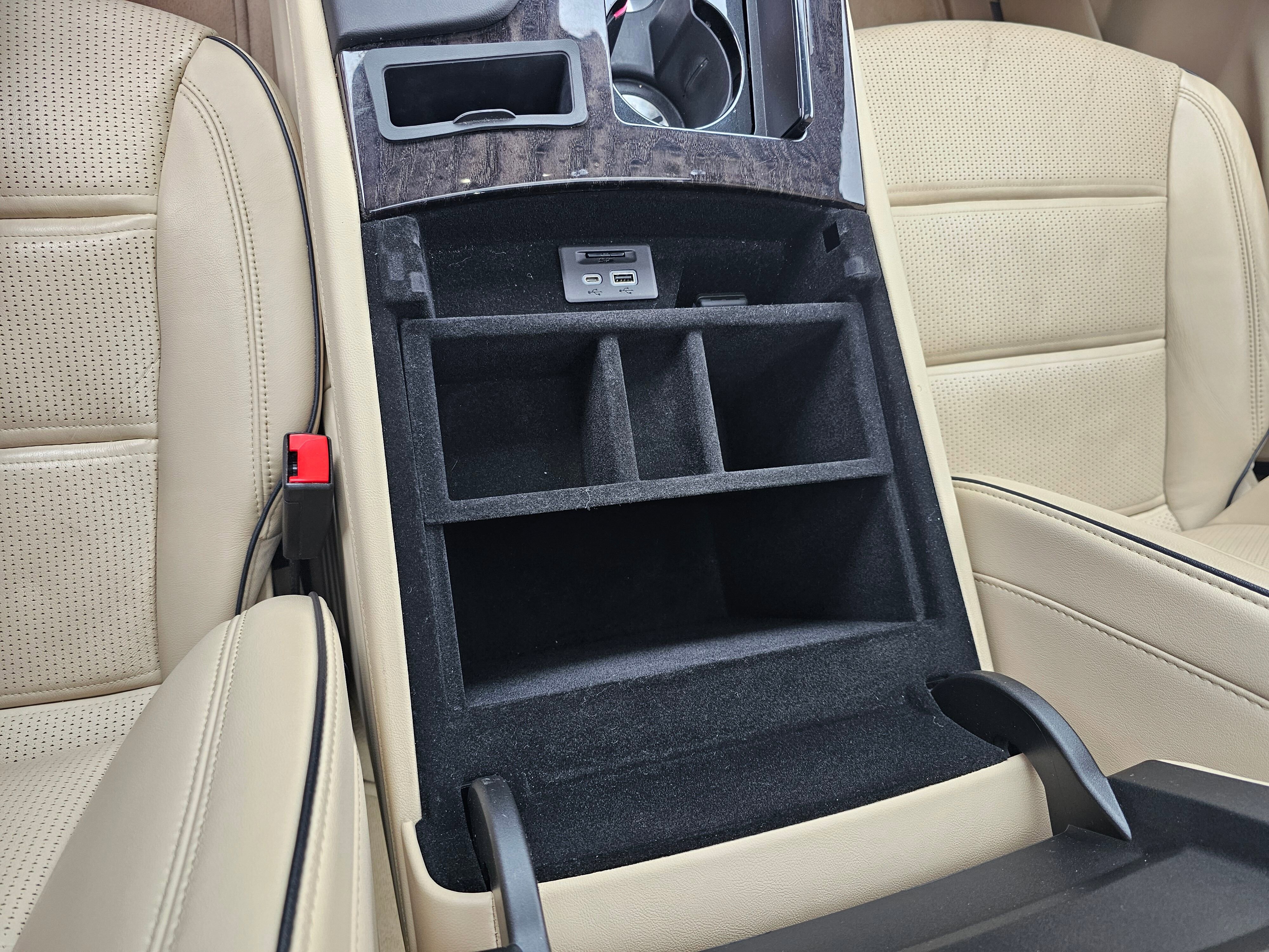 Used 2023 Cadillac Escalade Premium Luxury w/ Performance Package image 57