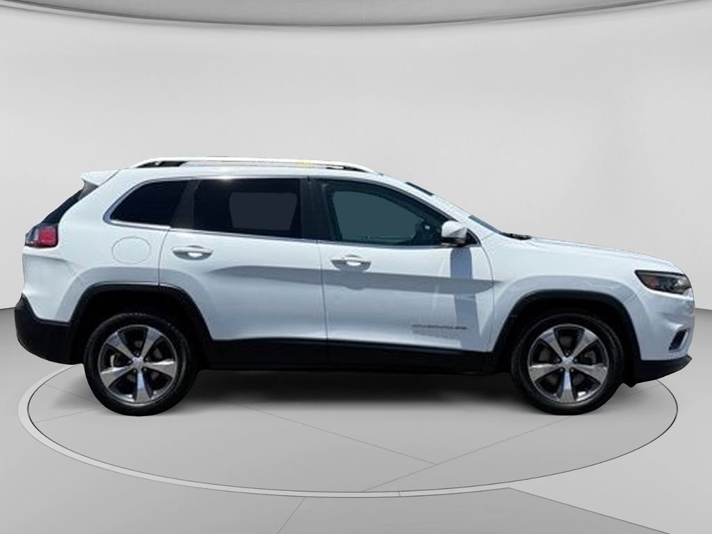 Used 2019 Jeep Cherokee Limited FWD image 31