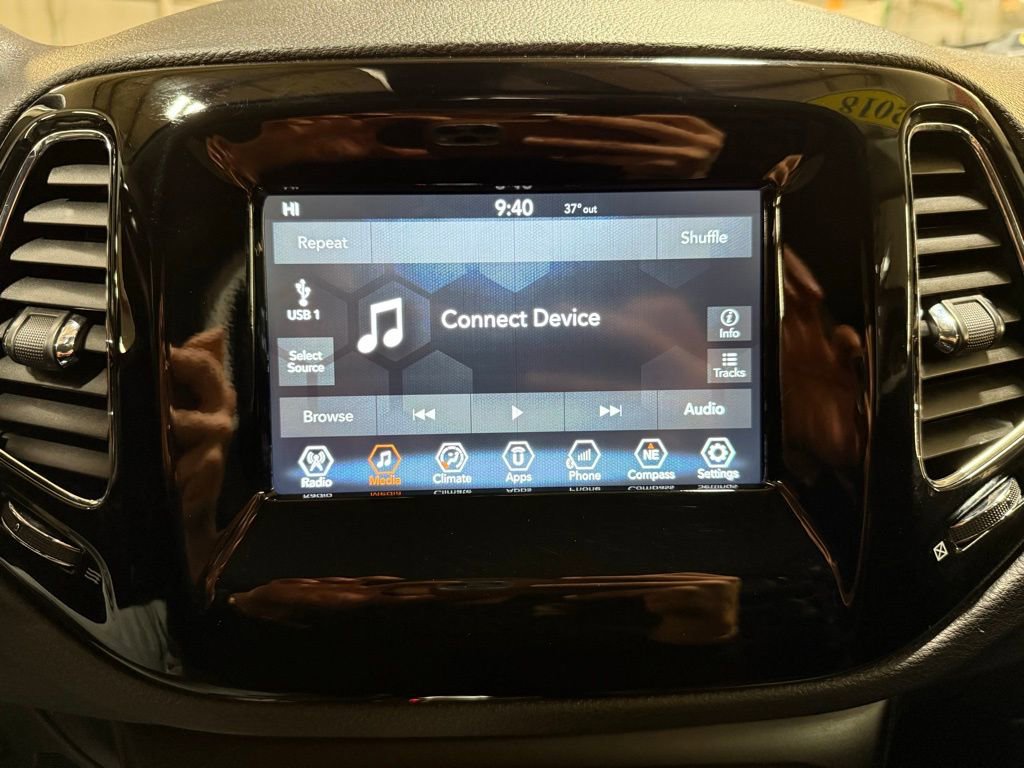 Certified 2018 Jeep Compass Latitude w/ Popular Equipment Group image 24