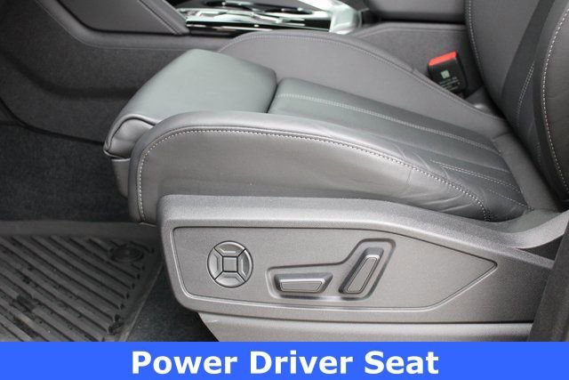 Used 2025 Audi Q5 Prestige image 3