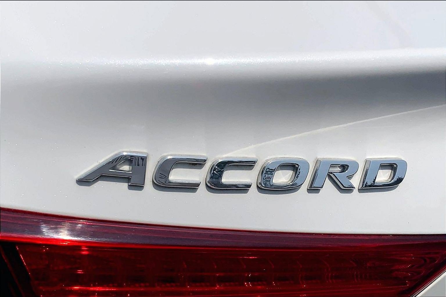 Used 2020 Honda Accord EX image 25