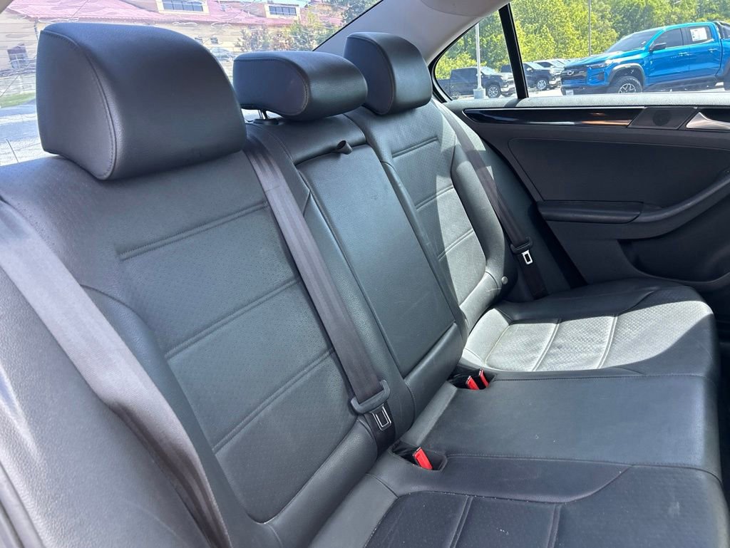 Used 2015 Volkswagen Jetta TDI SEL FWD image 35