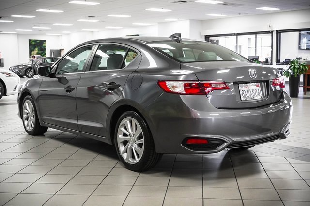 Used 2018 Acura ILX 2.4L image 8