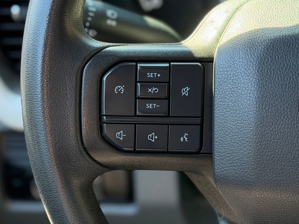 Used 2023 Ford F250 XL w/ Snow Plow Prep Package image 8