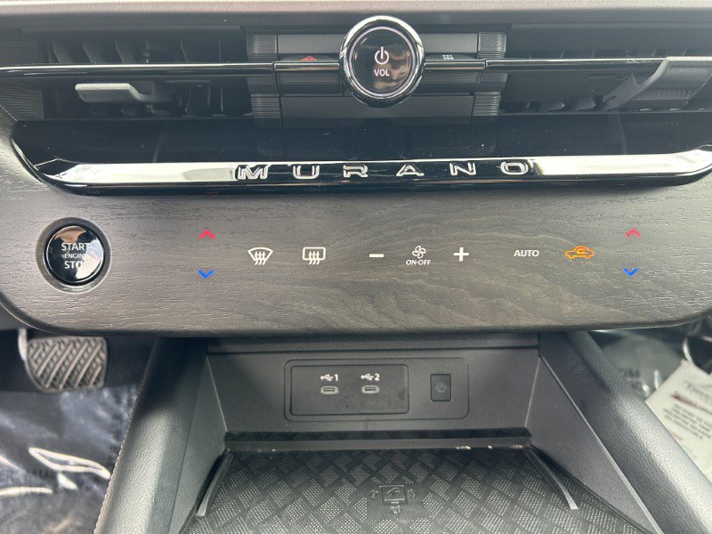 Used 2025 Nissan Murano SV AWD/4WD image 23